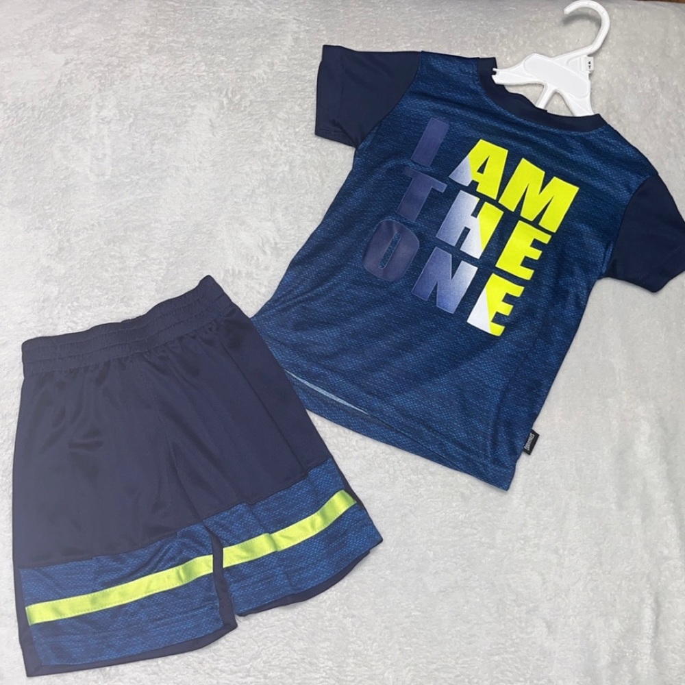 Spalding Outfit